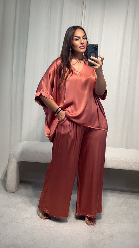 Pantalon satiné ARIANNA ceinture élastique.