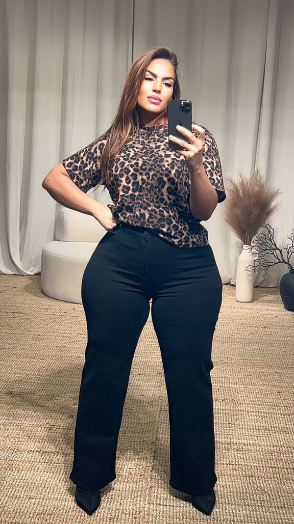 NEW Jean 900 grandes taille (médium 165-175)