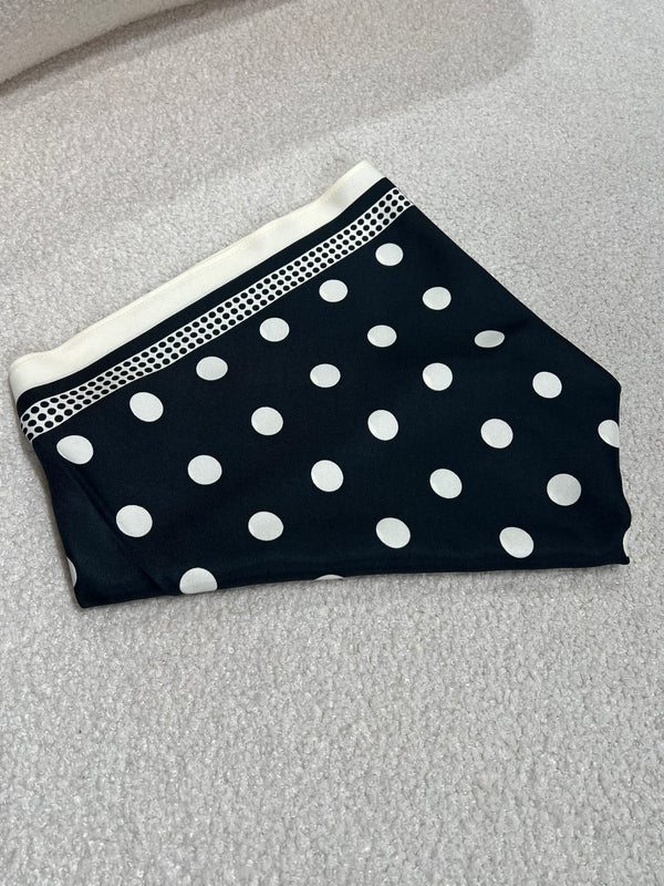 Foulard à pois