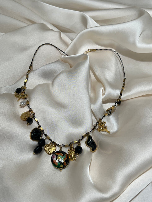 Collier multi- pendentif bijoux