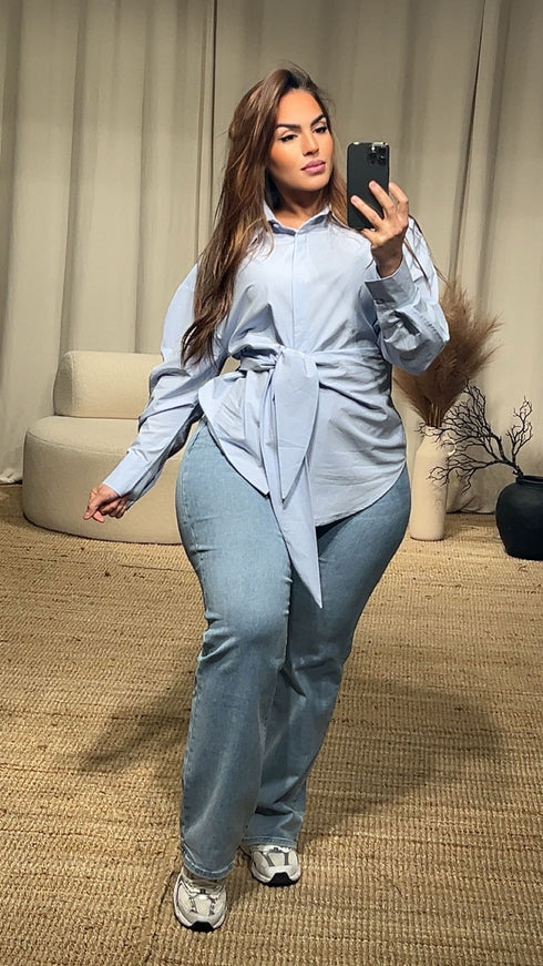 NEW Jean 900 grandes taille (médium 165-175)