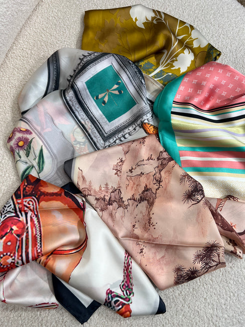 Carré de soie LOU foulard
