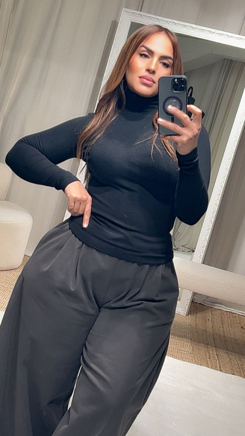 Pull col montant LYA